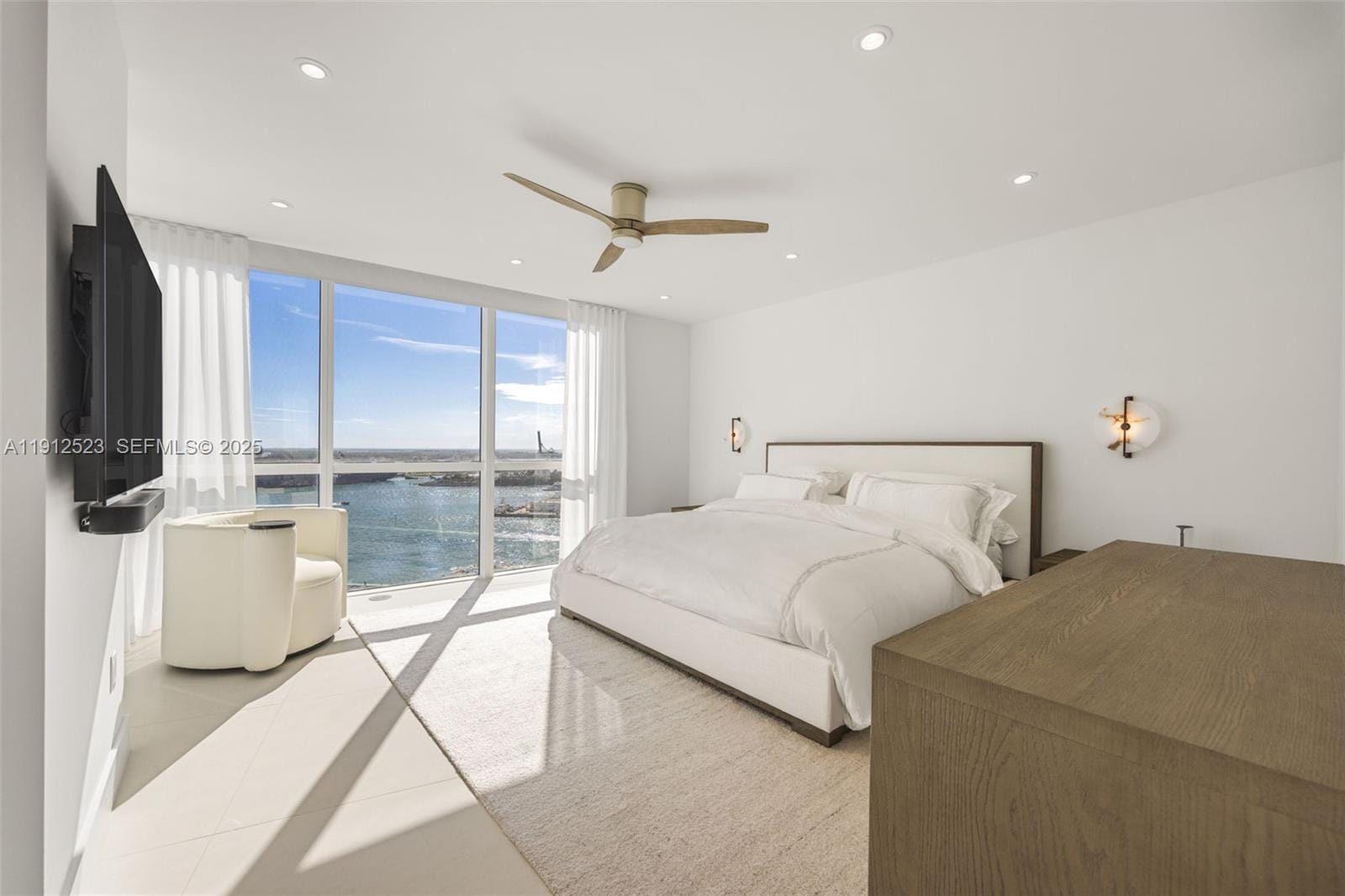 450 Alton Road 2007, Miami Beach, FL 33139 photo 16