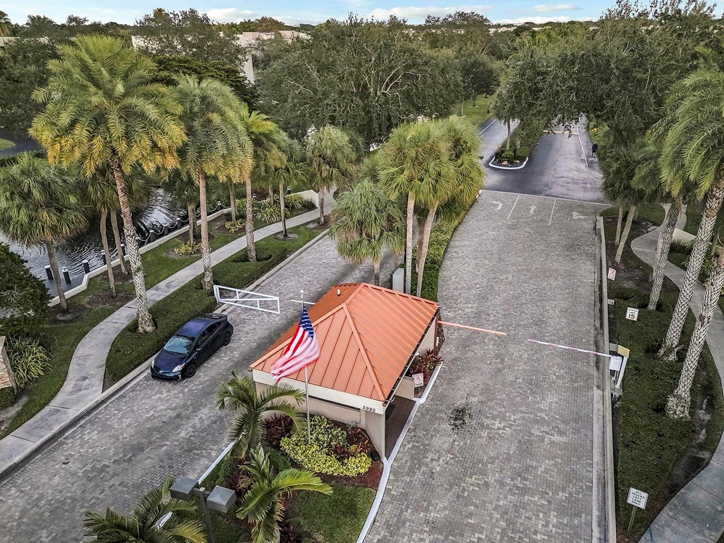 5851 Camino Del Sol 204, Boca Raton, FL 33433 photo 27