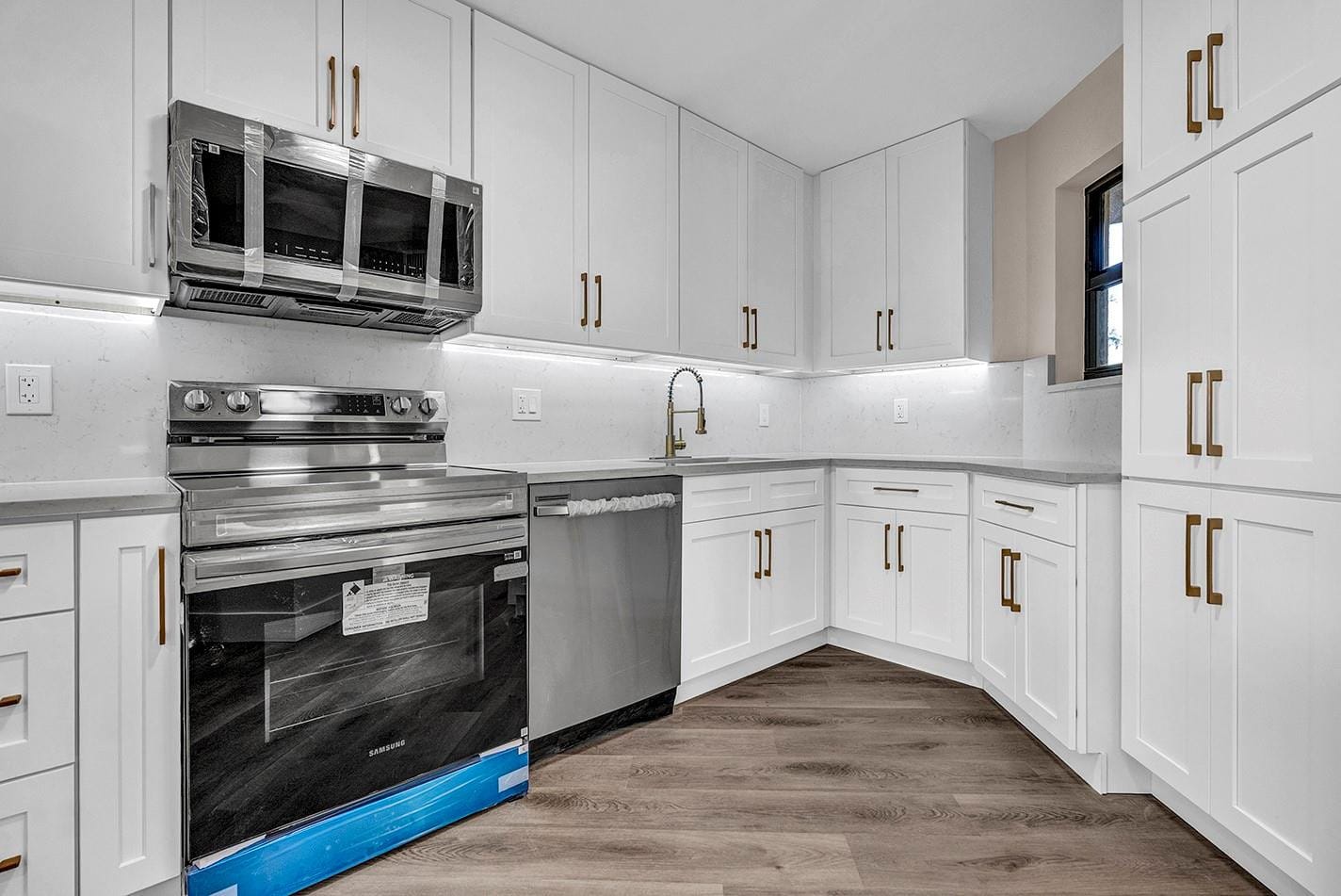 5851 Camino Del Sol 204, Boca Raton, FL 33433 photo 4