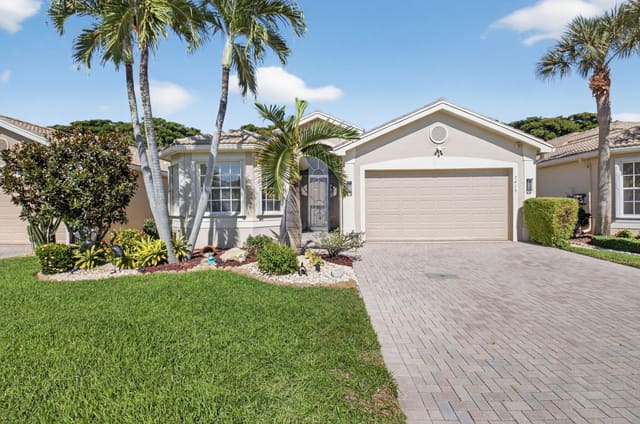 7419 Maple Ridge Trail, Boynton Beach, FL 33437