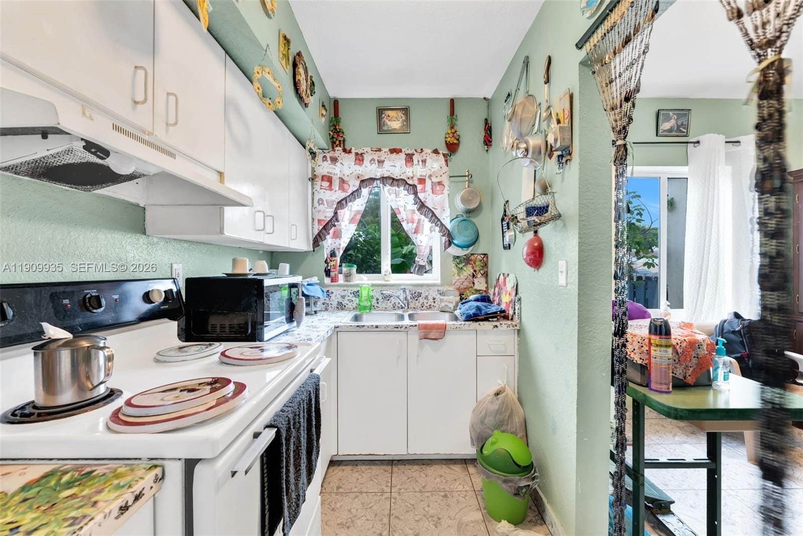 427 NW 84th Terrace 427, Miami, FL 33150 photo 24