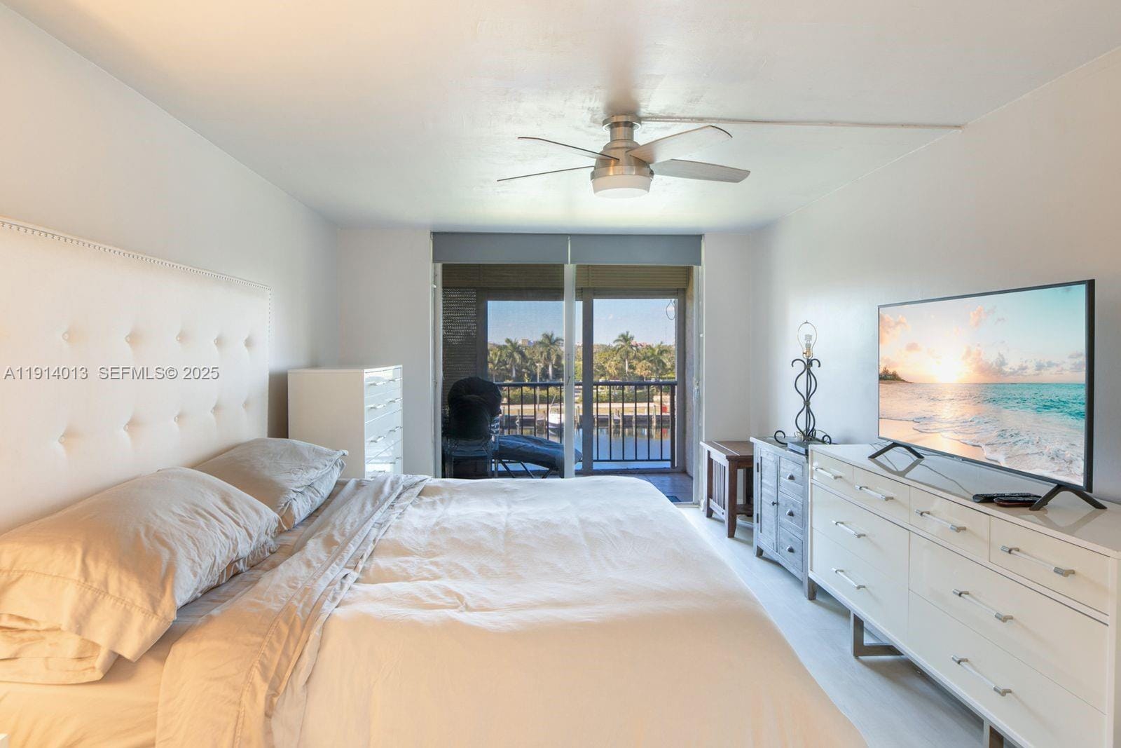 601 Three Islands Boulevard 404, Hallandale Beach, FL 33009 photo 14