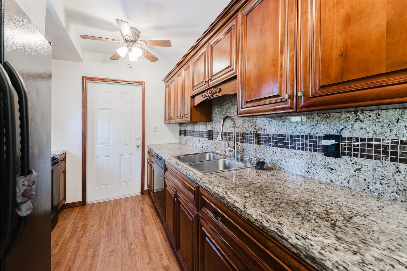 4501 NE 14th Terrace — photo 12