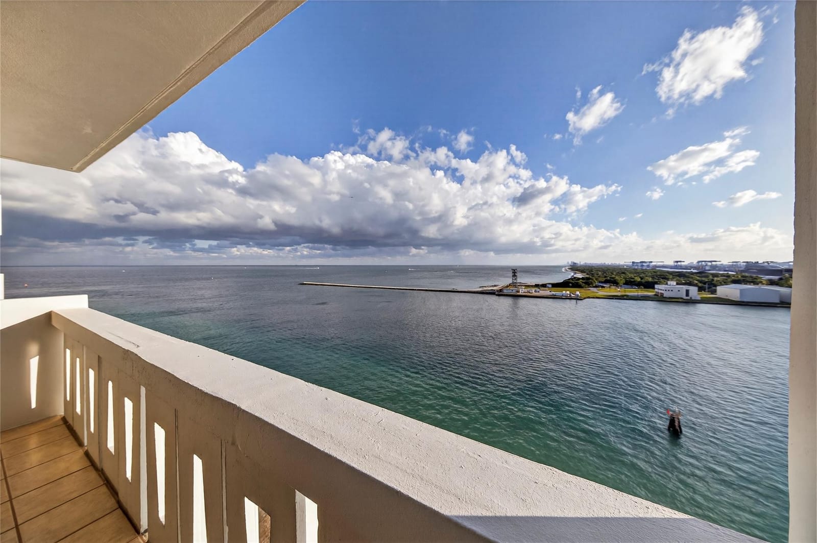 2100 S Ocean Drive 11-L — photo 3