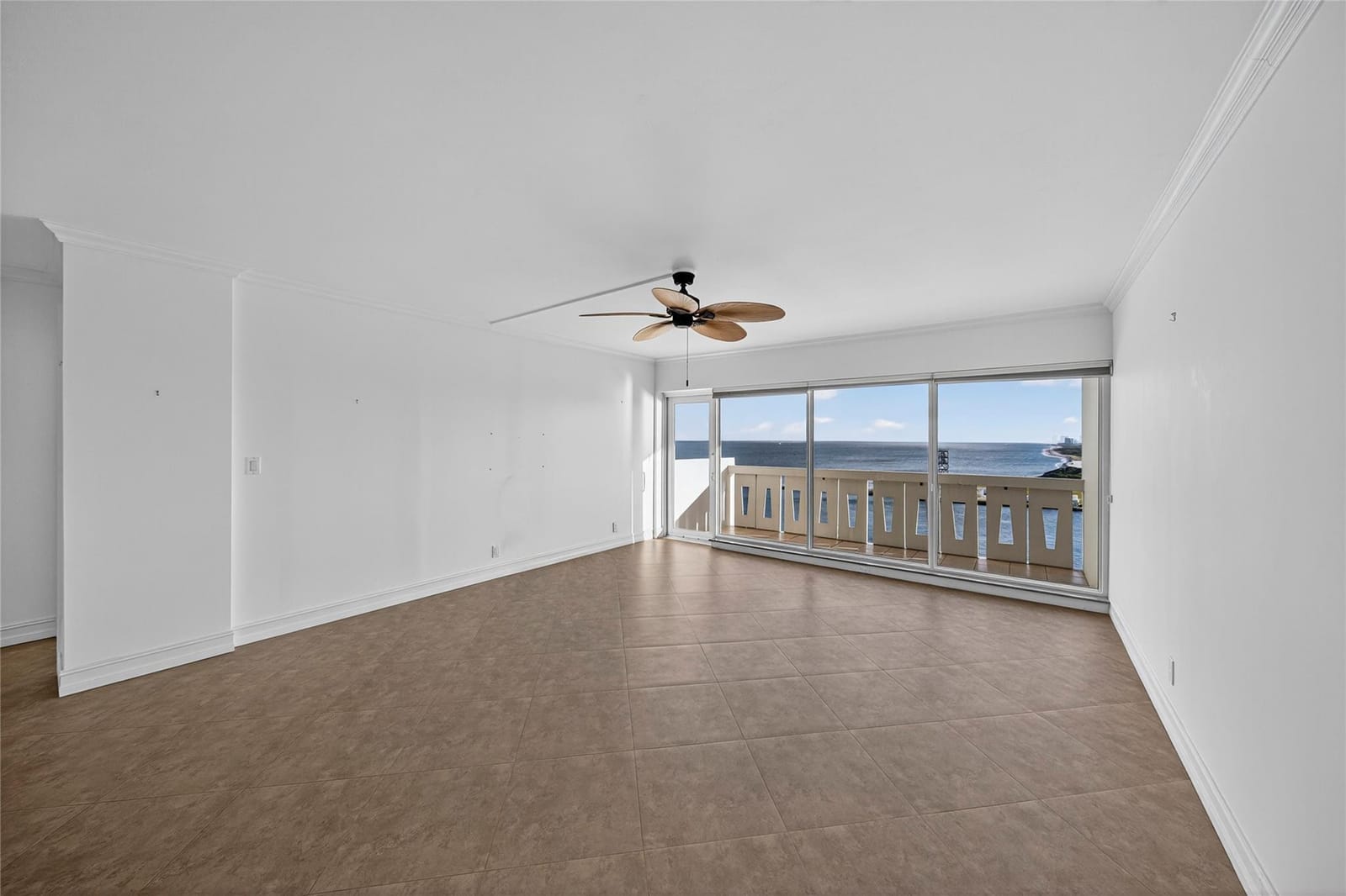 2100 S Ocean Drive 11-L — photo 10