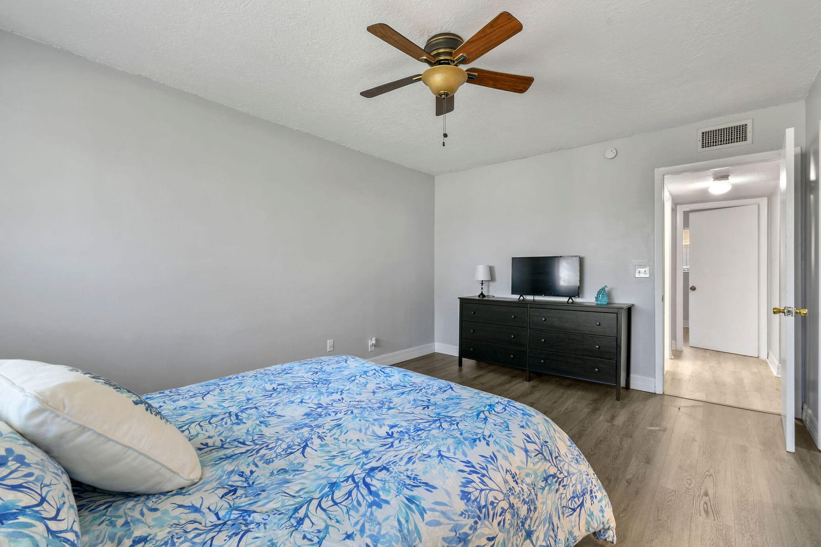 5160 Las Verdes Circle 314, Delray Beach, FL 33484 photo 16