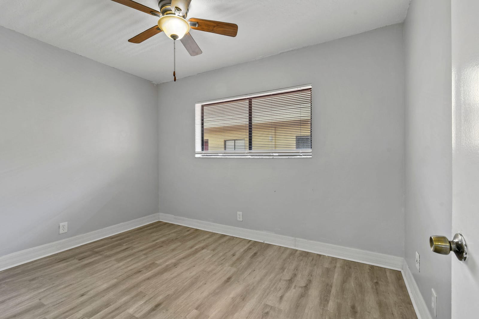 5160 Las Verdes Circle 314, Delray Beach, FL 33484 photo 19