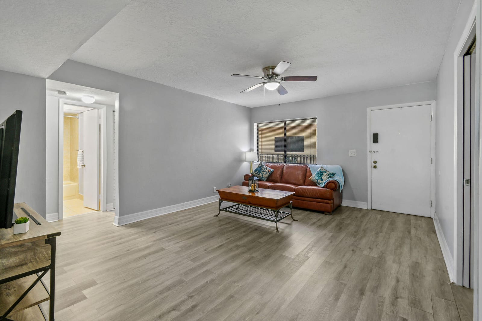 5160 Las Verdes Circle 314, Delray Beach, FL 33484 photo 4