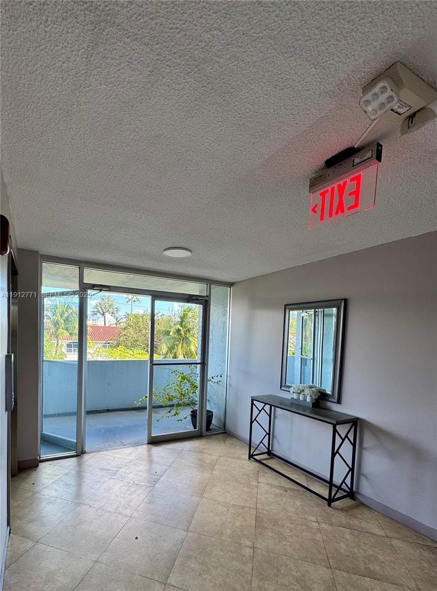 16518 NE 26th Avenue 304, North Miami Beach, FL 33160 photo 25