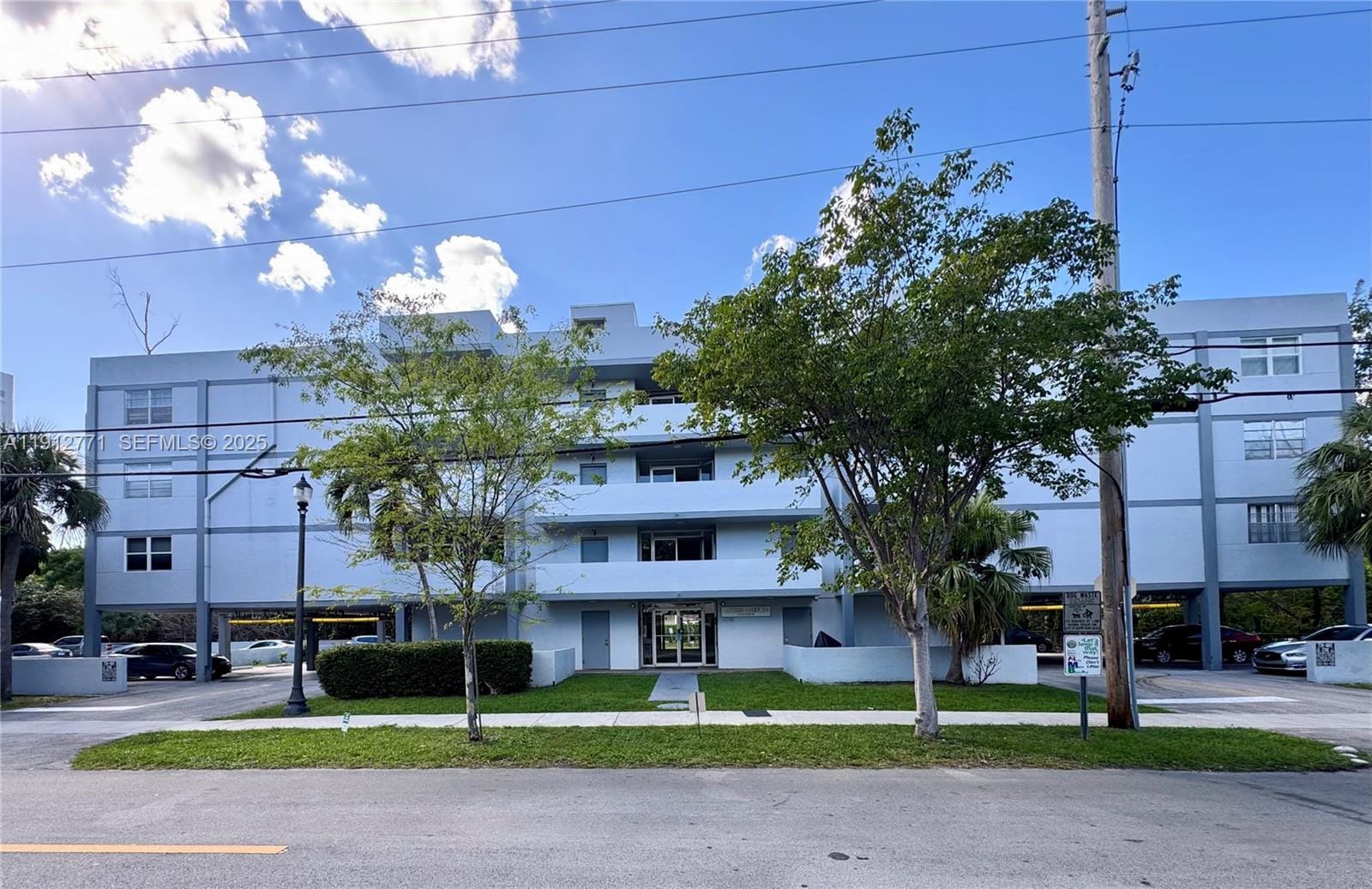 16518 NE 26th Avenue 304, North Miami Beach, FL 33160 photo 27