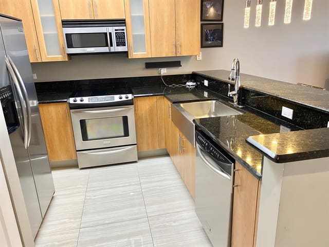 2631 NE 14th Avenue 302, Wilton Manors, FL 33334