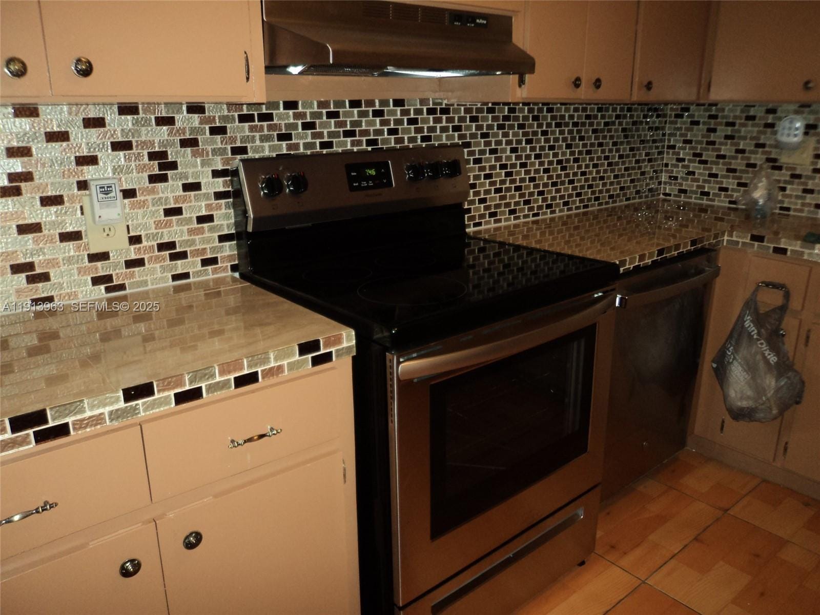 2611 Rodman Street — photo 7
