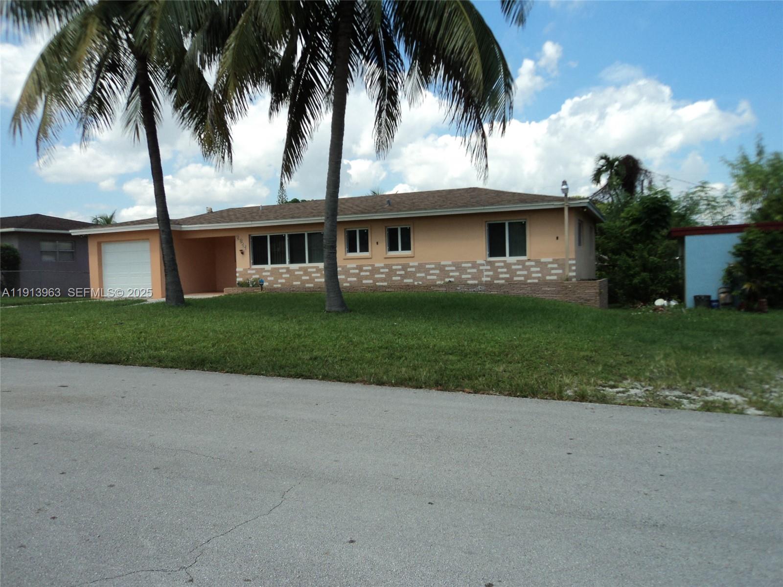 2611 Rodman Street, Hollywood, FL 33020, Hollywood