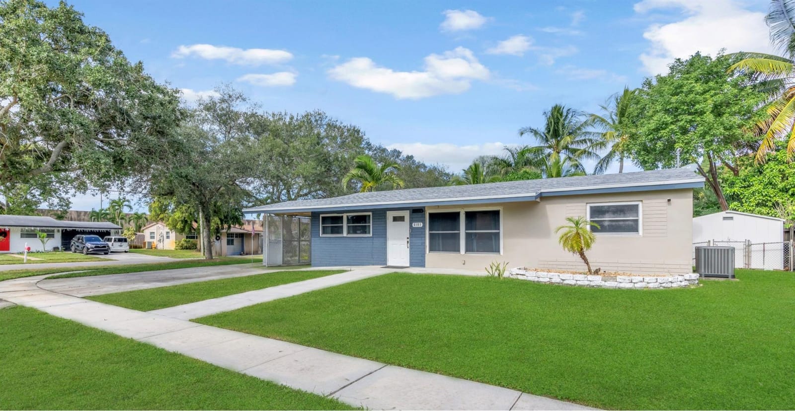 5181 SW 14th Street — photo 2