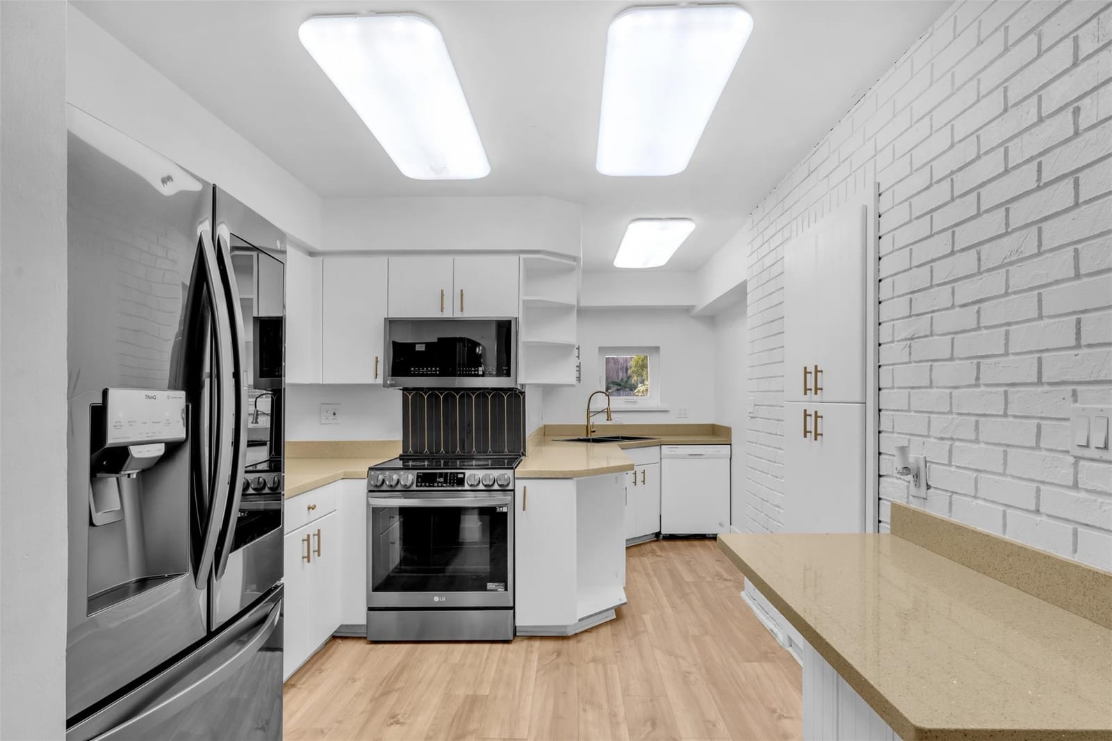 5181 SW 14th Street — photo 12