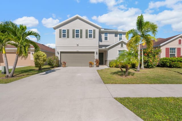 5900 NW Pine Trail Circle, sold in Pine Trace Third Replat, Port St Lucie, FL