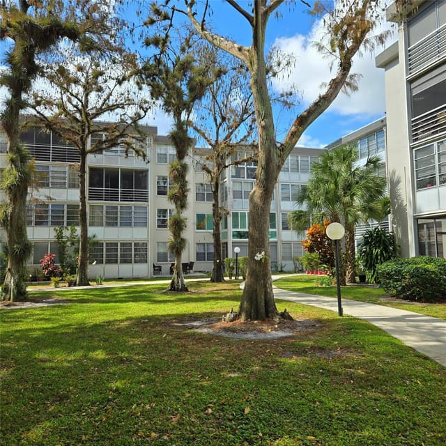 4898 NW 29th Court 412, sold in Cypress Chase, Lauderdale Lakes, FL