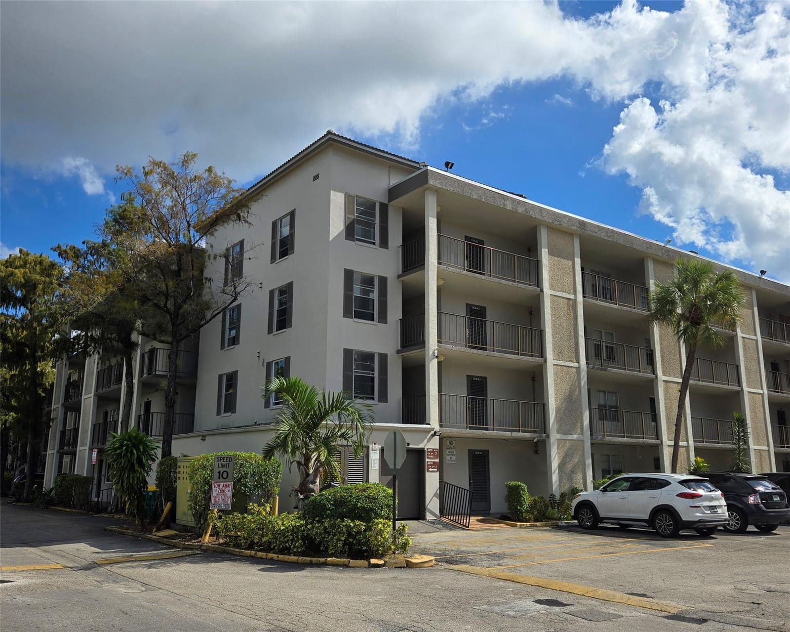 4898 NW 29th Court 412, Lauderdale Lakes, FL 33313 photo 9