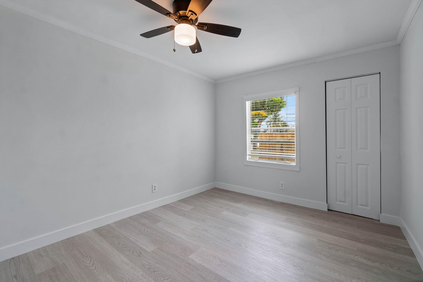 137 SW 9th Avenue, Delray Beach, FL 33444 photo 17