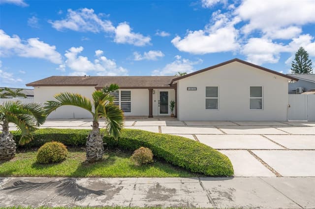 13030 SW 261st Terrace, Homestead, FL 33032