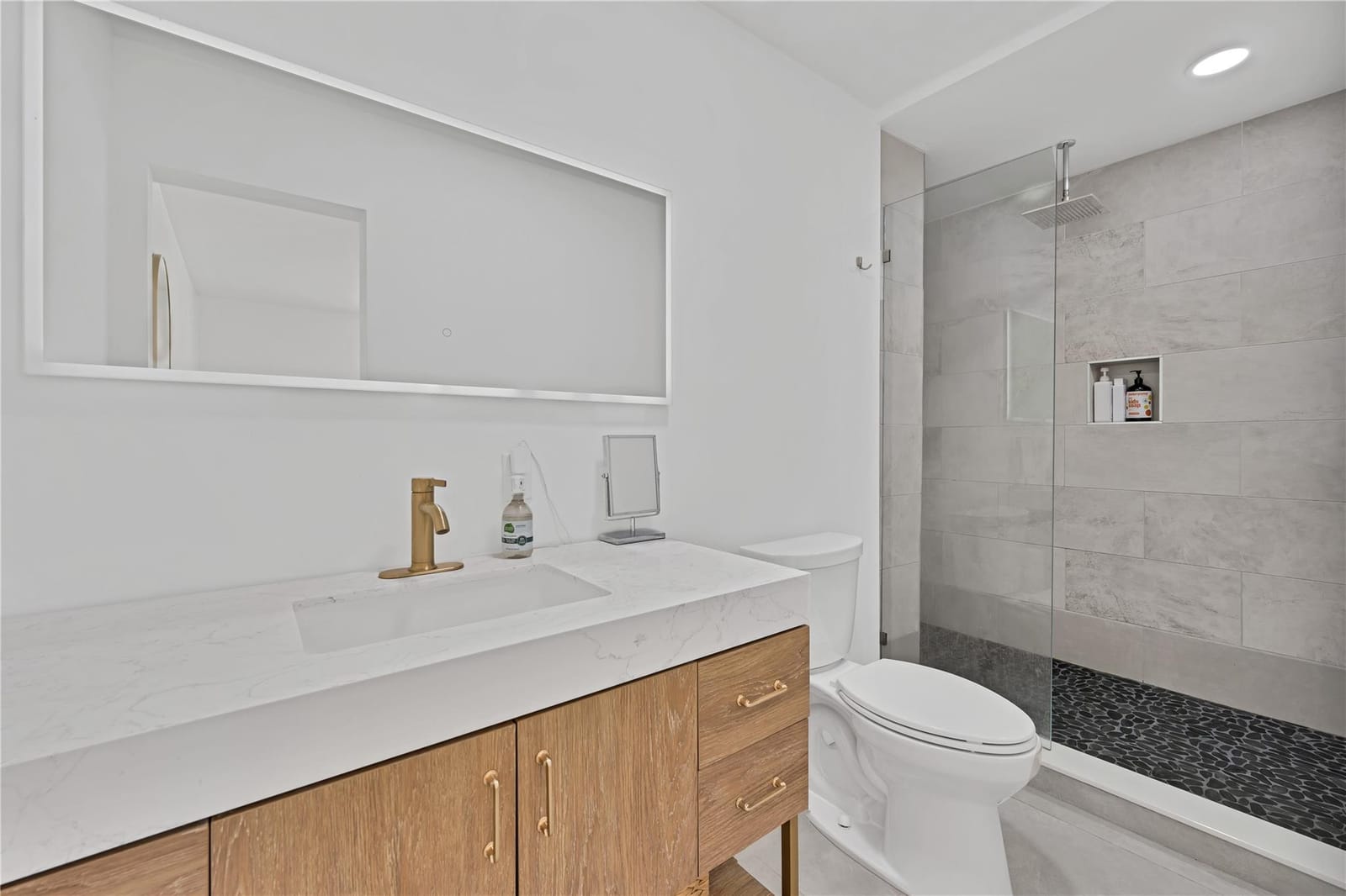 300 SW 65th Way, Pembroke Pines, FL 33023 photo 18