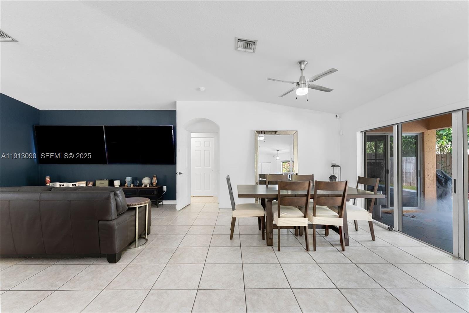 15475 SW 138th Terrace, Miami, FL 33196 photo 9