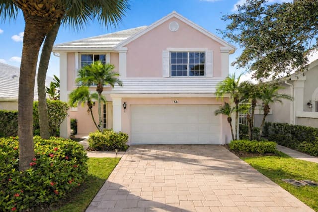 54 Windsor Lane, sold in Barclay Club At Pga Natl, Palm Beach Gardens, FL