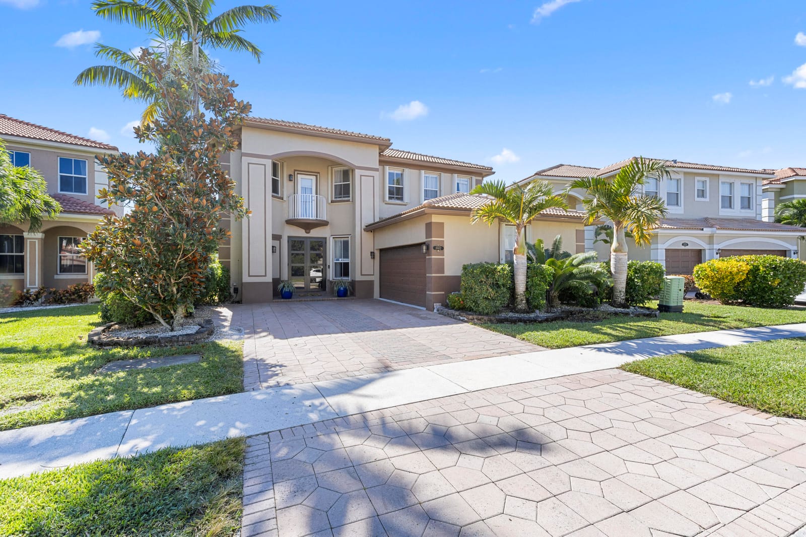 10632 Old Hammock Way, Wellington, FL 33414