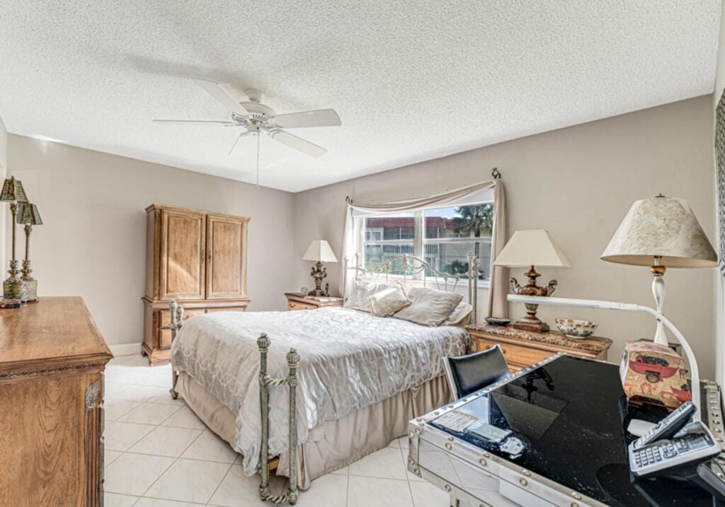33 Abbey Lane 103, Delray Beach, FL 33446 photo 22