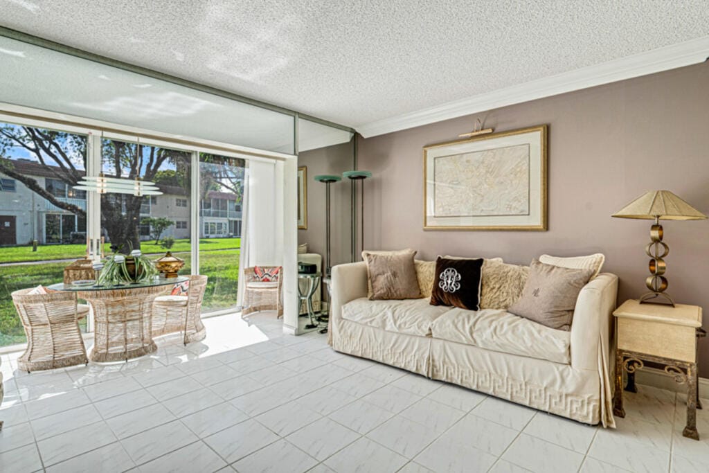 33 Abbey Lane 103, Delray Beach, FL 33446 photo 6