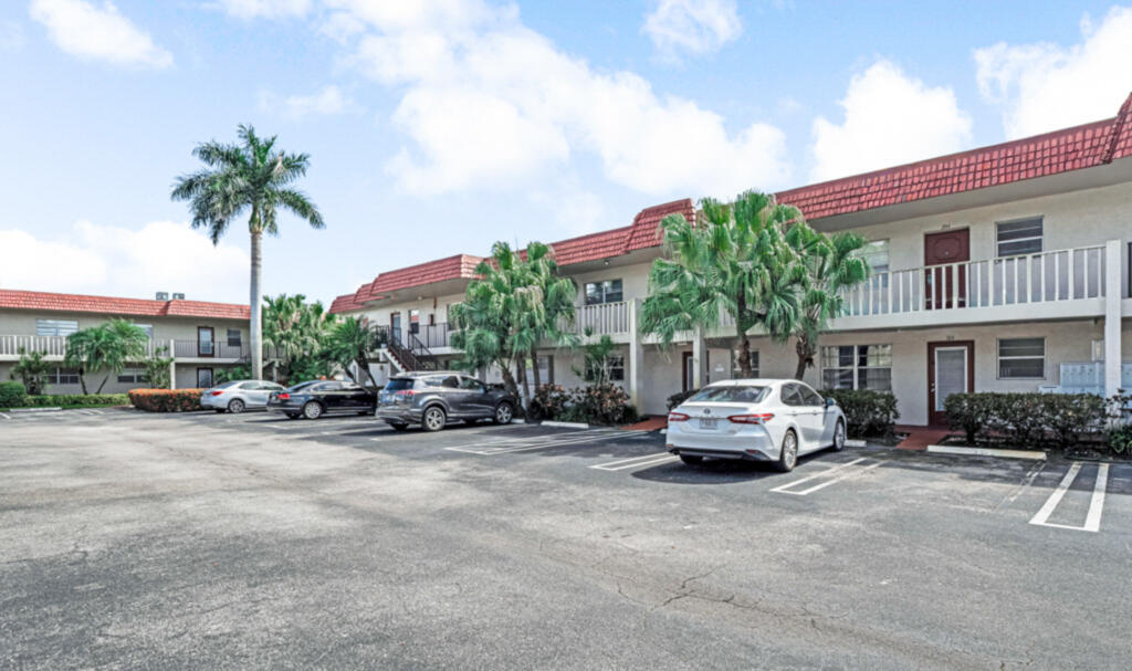 33 Abbey Lane 103, Delray Beach, FL 33446, Delray Beach