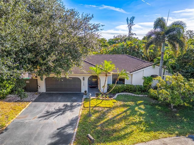 14811 Archerhall Street, sold in Crossbow, Davie, FL