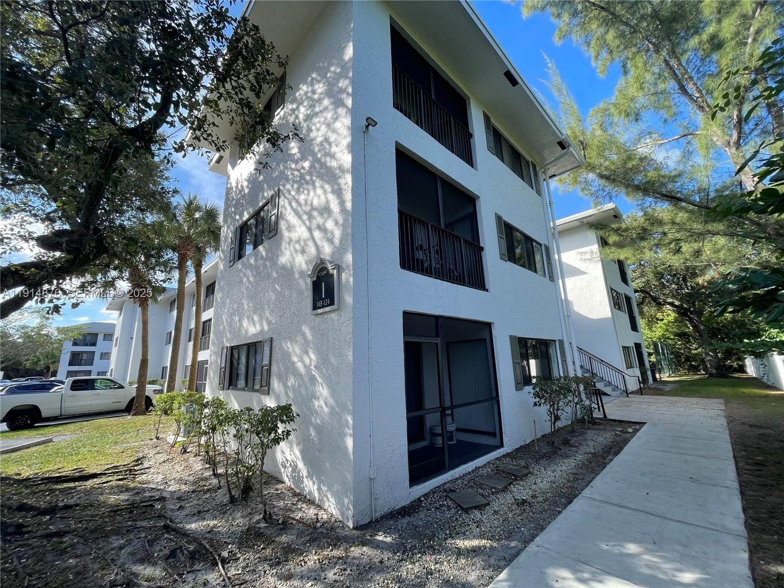 2445 SW 18th Terrace 113, Fort Lauderdale, FL 33315