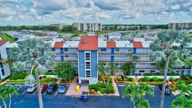 14747 Cumberland Drive 206, Delray Beach, FL 33446