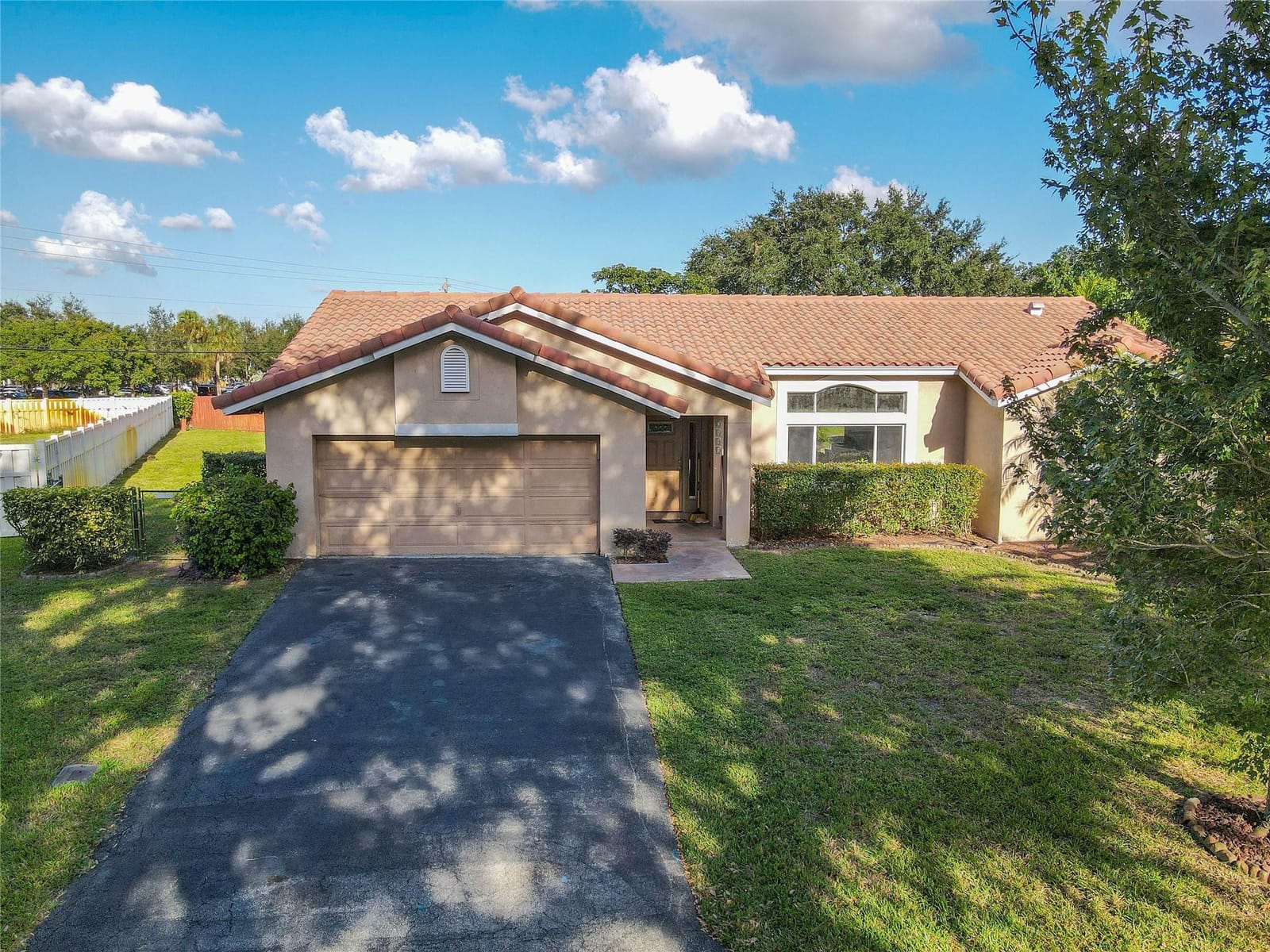 2881 NW 98th Way, Coral Springs, FL 33065 photo 29