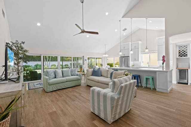 125 Sand Pine Drive, Jupiter, FL 33477