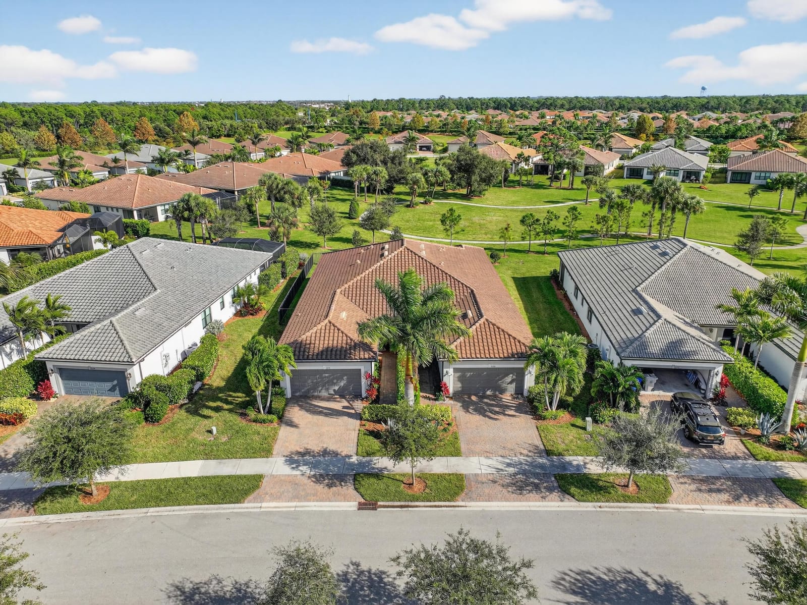 5130 Unity Square, Vero Beach, FL 32967 photo 2