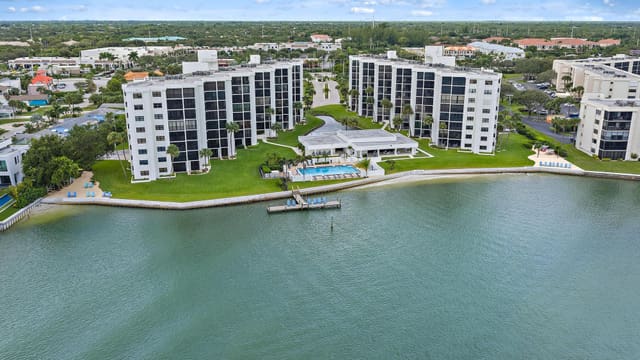 19800 Sandpointe Bay Drive 106, sold in Sandpointe Bay Condo, Tequesta, FL