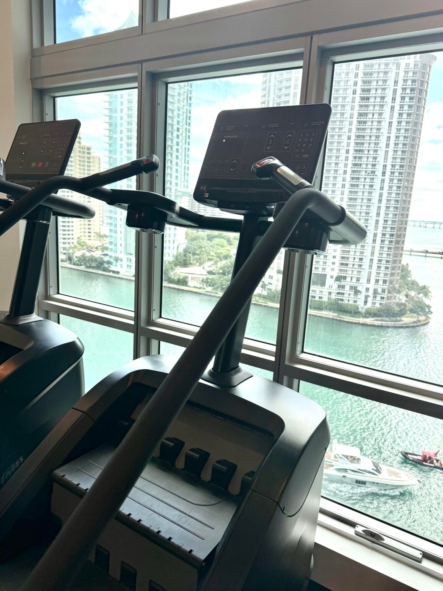300 S Biscayne Boulevard T-2209, Miami, FL 33131 photo 29