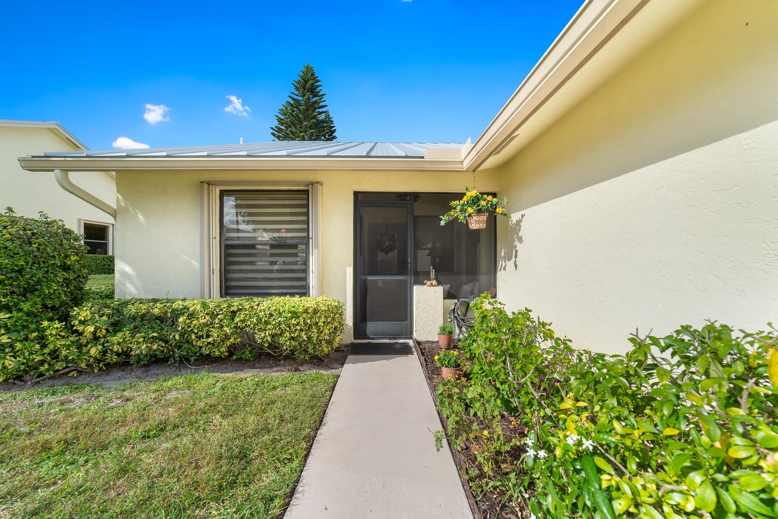 7821 SE Sugar Sand Circle, Hobe Sound, FL 33455 photo 3