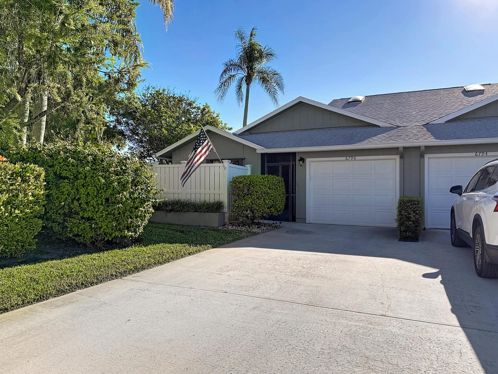 6796 SE Yorktown Drive, Hobe Sound, FL 33455 photo 3