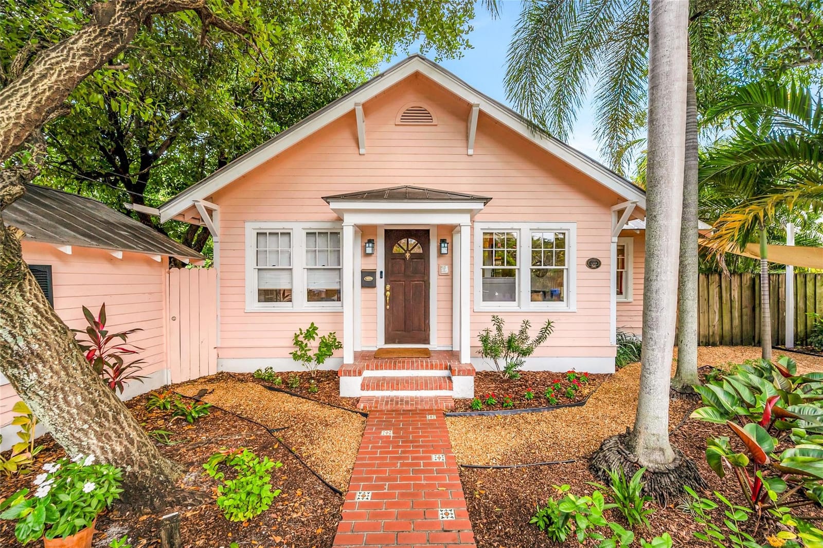 711 NE 17th Avenue, Fort Lauderdale, FL 33304