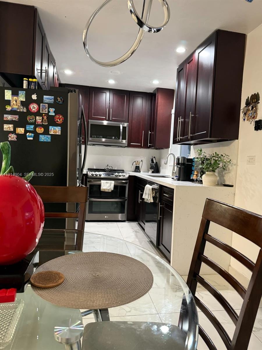 18415 NW 42nd Place, Miami Gardens, FL 33055 photo 11