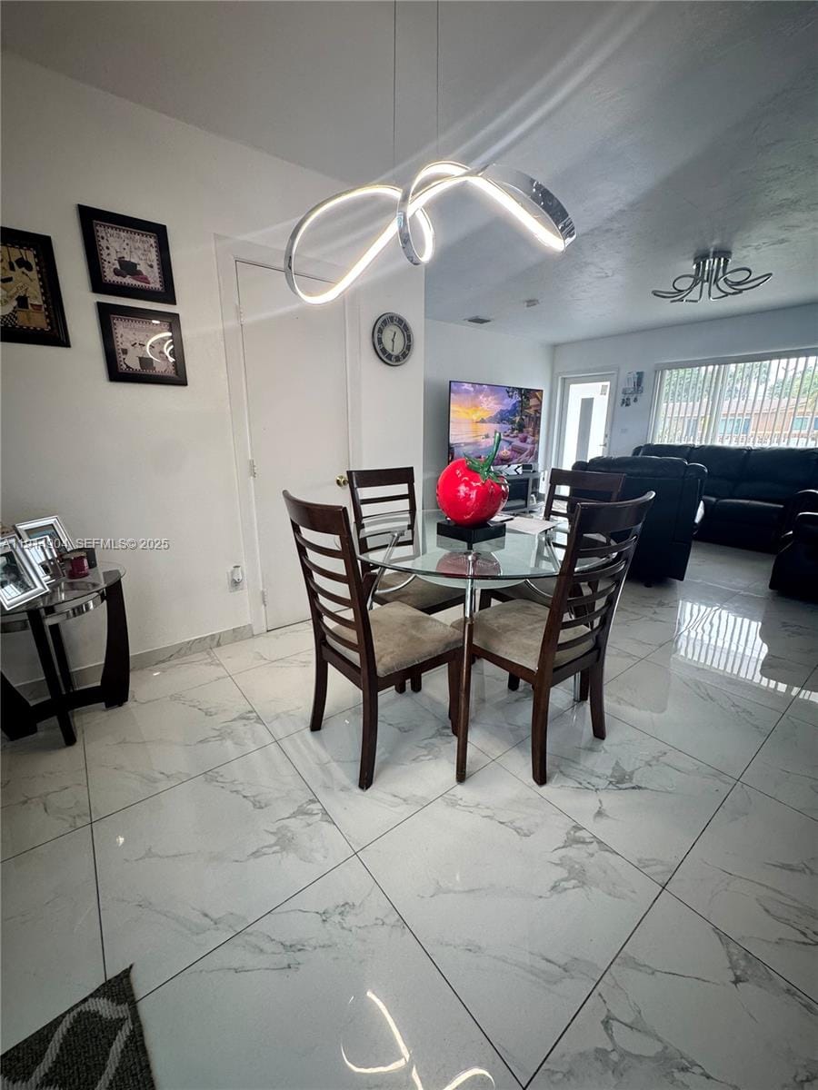 18415 NW 42nd Place, Miami Gardens, FL 33055 photo 12