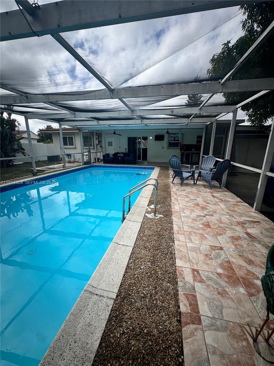 18415 NW 42nd Place, Miami Gardens, FL 33055 photo 25