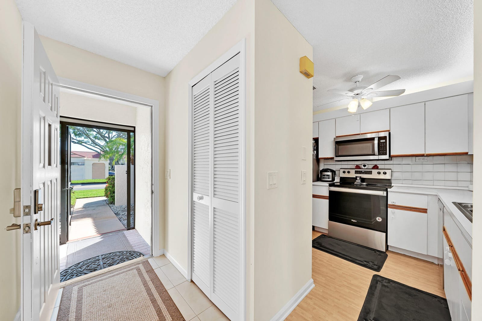 5939 Parkwalk Circle W, Boynton Beach, FL 33472 photo 4