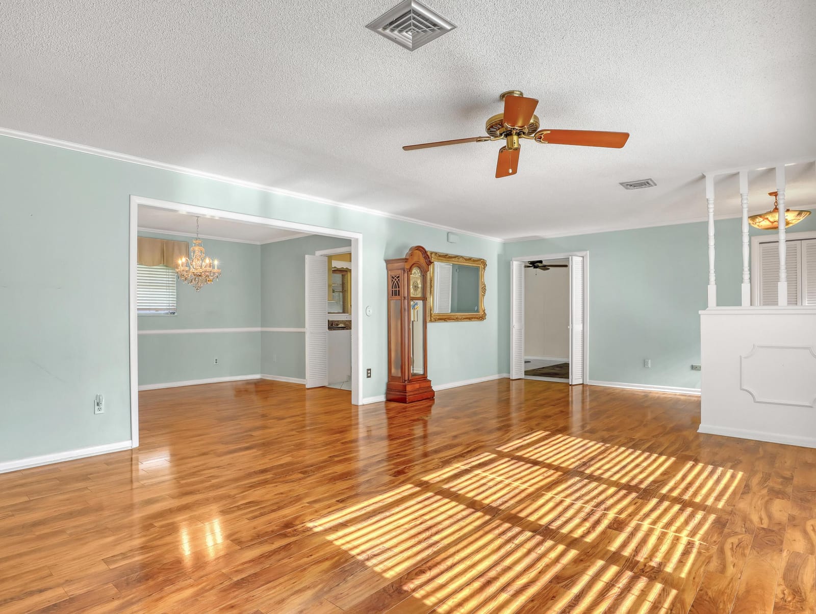 853 Palo Verde Court, Haverhill, FL 33415 photo 11