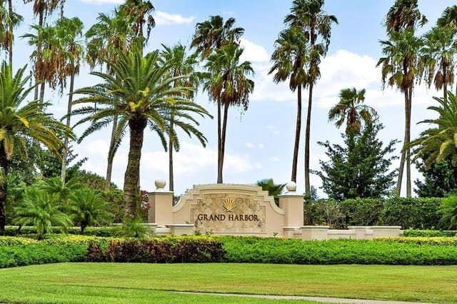 5060 Harmony Circle 104, Vero Beach, FL 32967
