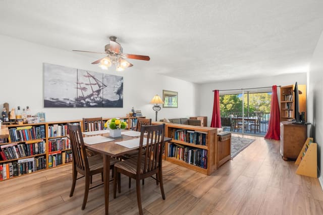 3000 Riverside Drive 302-1, sold in Foxwood Hollow, Coral Springs, FL