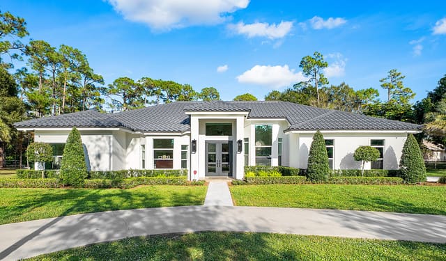 704 Deerwood Court, sold in Paddock Park 1 Of Wellington, Wellington, FL